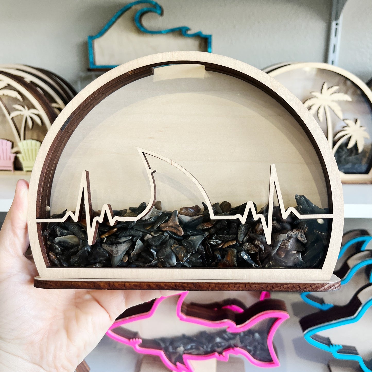 Classic Heartbeat Fin - Wood Finish - Shark Tooth Bank