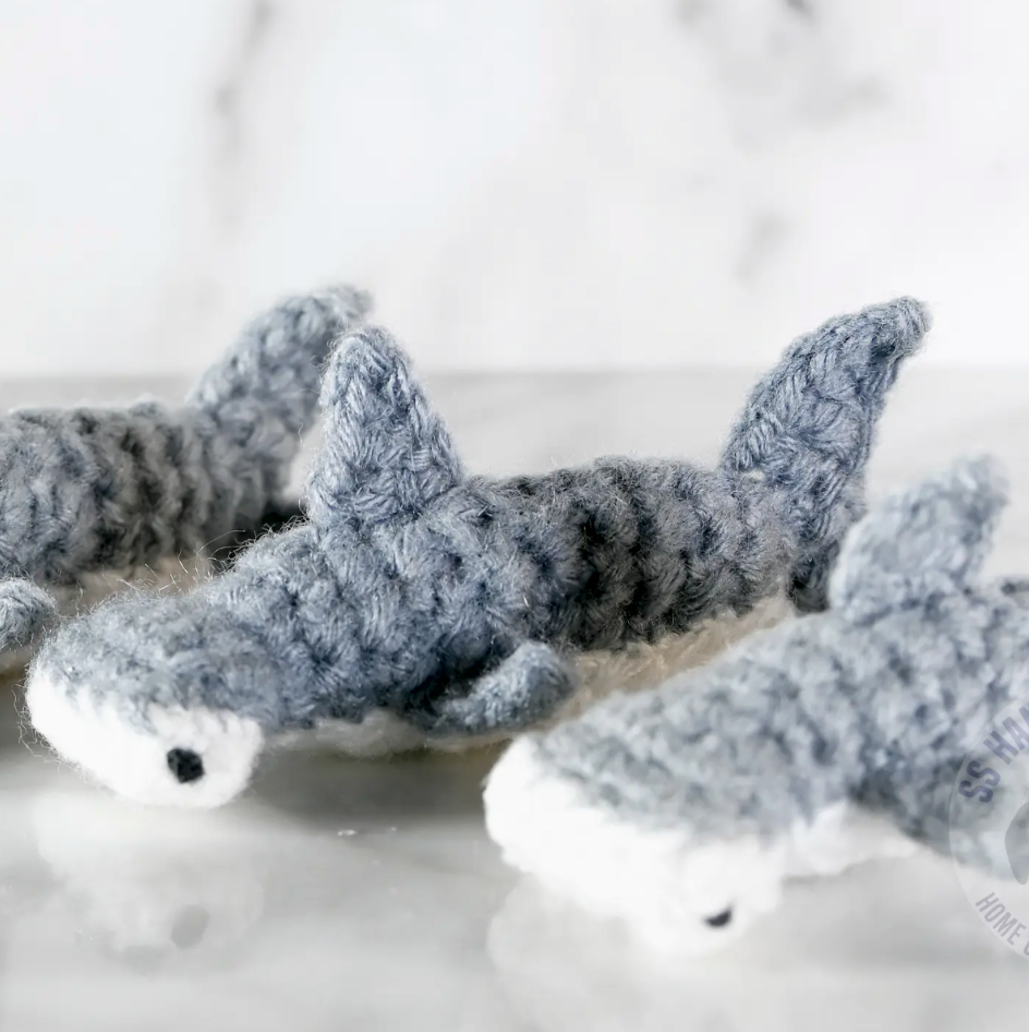 Hammerhead Shark Knit Creature - 3"