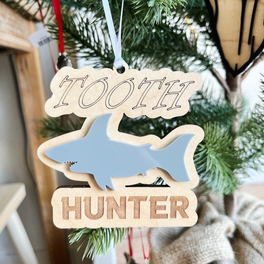 Ornament - Shark Tooth Hunter