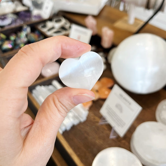Selenite Hearts - 30mm/1.1"