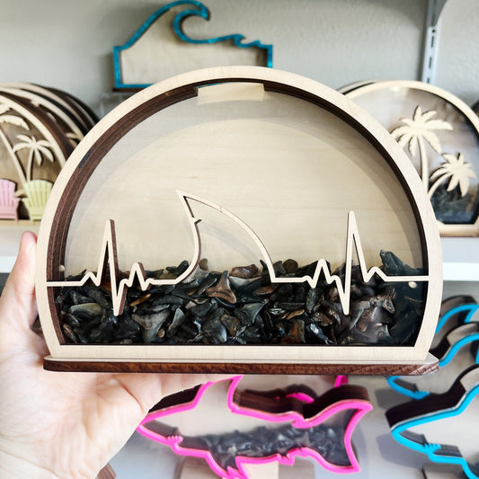 Classic Heartbeat Fin - Wood Finish - Shark Tooth Bank