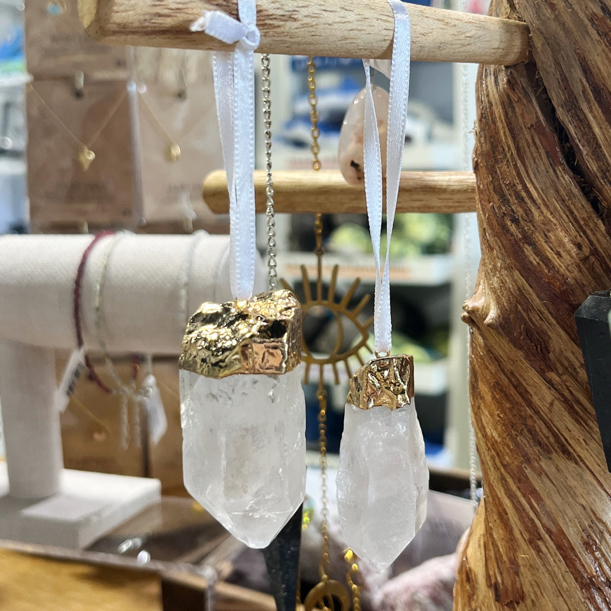 Raw Quartz - Ornament