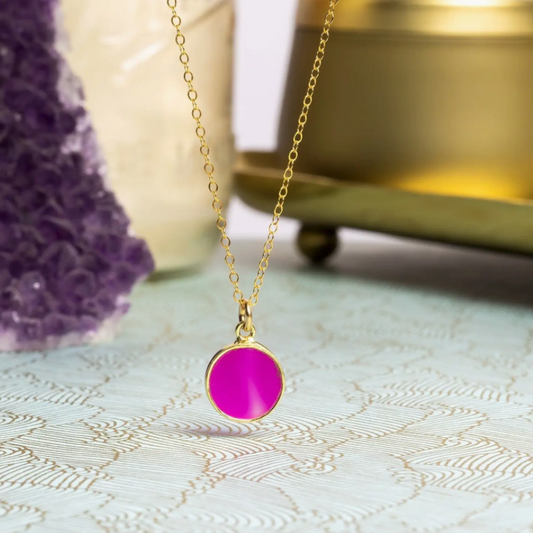 Fuchsia Chalcedony (Dyed) - 14K Gold Filled - Round Pendant